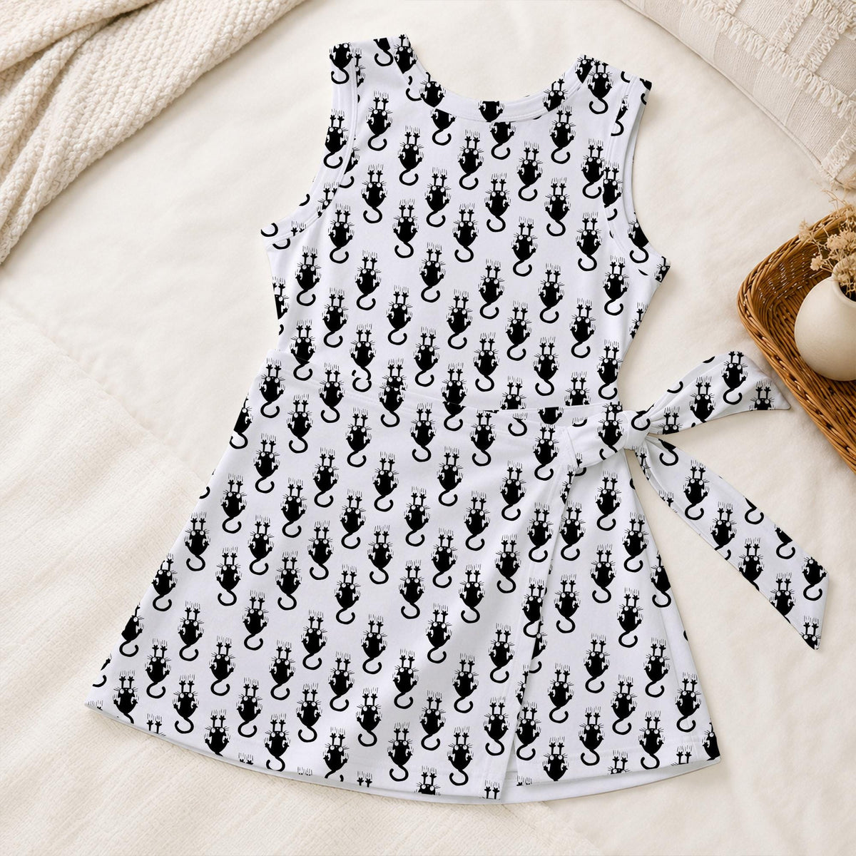 Funny Clawing Cat Tennis Dress, Spooky Cute Black Kitty Activewear, Falling Black Cat Pattern Matching Skirt